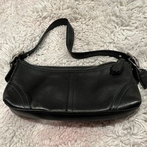 Small Coach shoulder bag